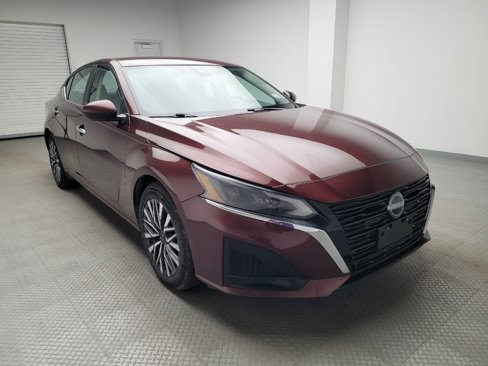 Used 2023 Nissan Altima 2.5 SV image 13