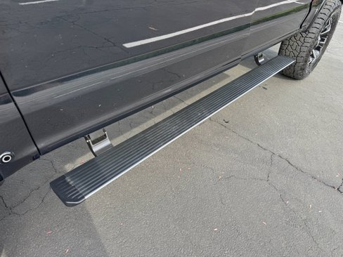 Used 2018 Ford F150 Platinum w/ Equipment Group 701A Luxury image 24