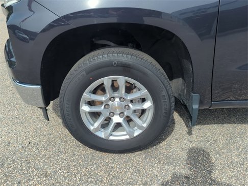 Used 2023 Chevrolet Silverado 1500 LT image 32