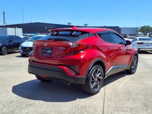 Used 2020 Toyota C-HR Limited image 23