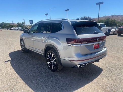 Used 2024 Volkswagen Atlas SEL Premium R-Line image 7