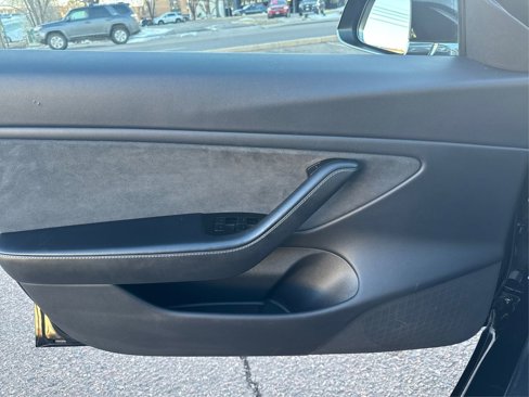 Used 2020 Tesla Model 3 Long Range image 21