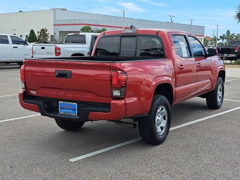 Used 2022 Toyota Tacoma SR image 3
