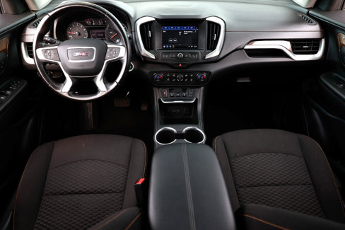 Used 2018 GMC Terrain SLE w/ Driver Convenience Package image 2
