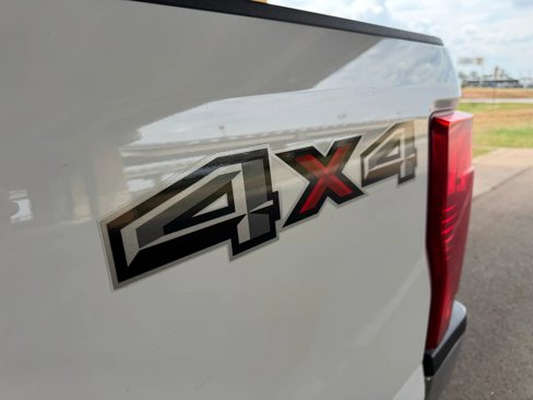 Used 2022 Ford F250 XL w/ Power Equipment Group image 21