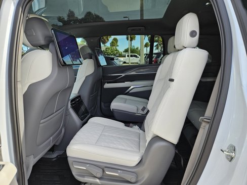 New 2026 Cadillac Escalade IQ Sport 1 w/ LPO, ONYX Package image 18