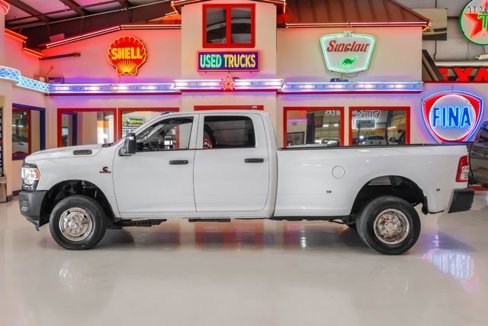 Used 2023 RAM 3500 Tradesman image 12