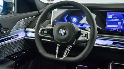 New 2026 BMW 760i xDrive w/ Executive Package image 13