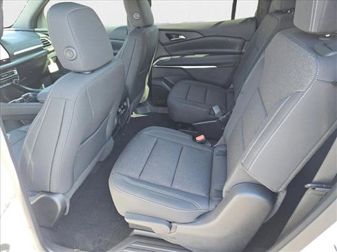 New 2026 Chevrolet Traverse LT w/ Driver Confidence Package image 17