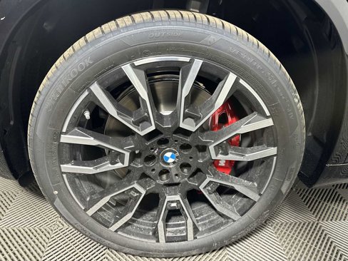 New 2026 BMW X5 M60i image 10