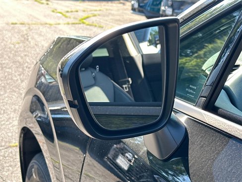 New 2025 Nissan Murano SV image 11