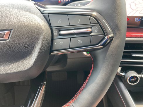 New 2026 Chevrolet Traverse RS w/ LPO, Floor Liner Package image 22