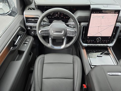 New 2025 GMC Yukon Denali w/ Sun & Power Step Package image 9