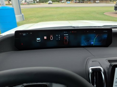 New 2025 Ford Expedition Platinum w/ Stealth Appearance Package image 24