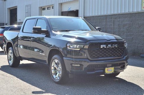 New 2025 RAM 1500 4x4 Crew Cab image 2