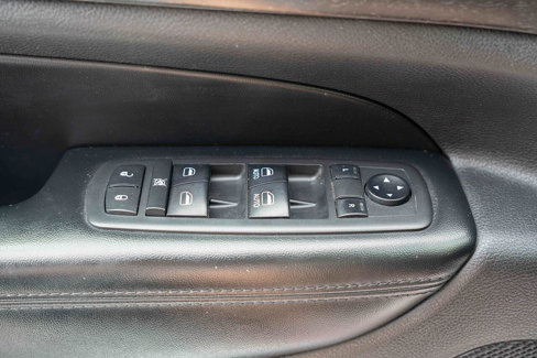 Used 2018 Jeep Grand Cherokee Laredo image 16