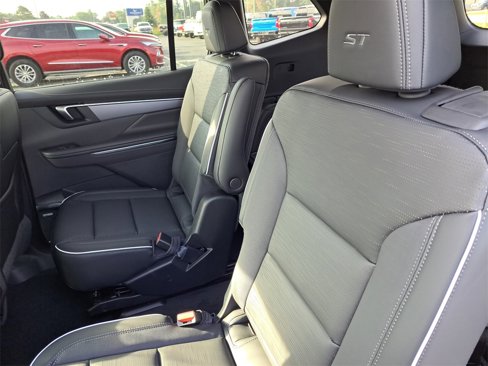 New 2026 Buick Enclave Sport Touring image 19