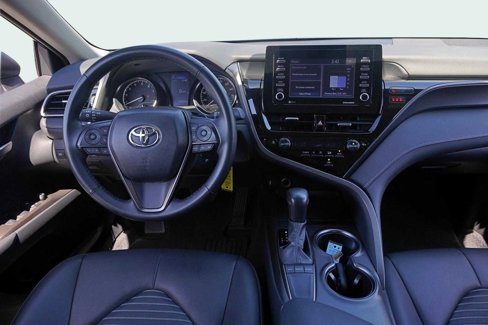 Used 2024 Toyota Camry SE image 19