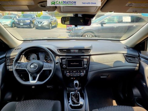 Used 2020 Nissan Rogue SV image 24