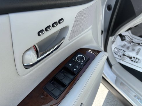 Used 2010 Lexus RX 350 2WD image 22