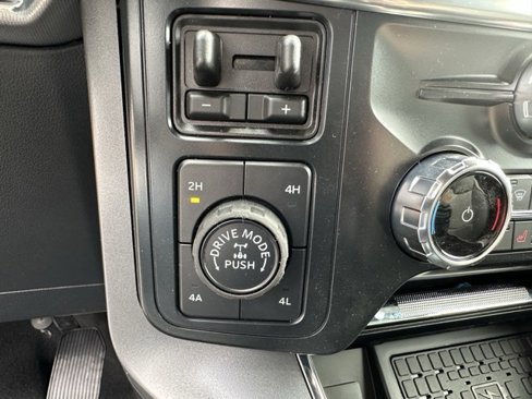 New 2025 Ford F150 Lariat w/ Equipment Group 502A High image 32