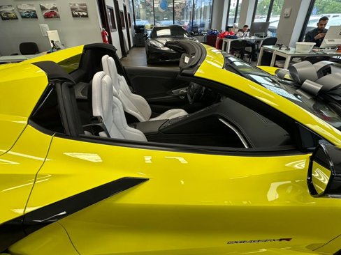 Used 2023 Chevrolet Corvette Stingray Convertible w/ Z51 Performance Package image 12