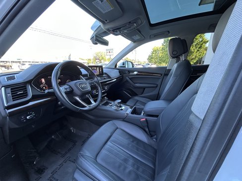 Used 2019 Audi Q5 2.0T Premium Plus w/ Premium Plus Package image 7