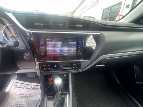 Used 2017 Toyota Corolla SE image 13