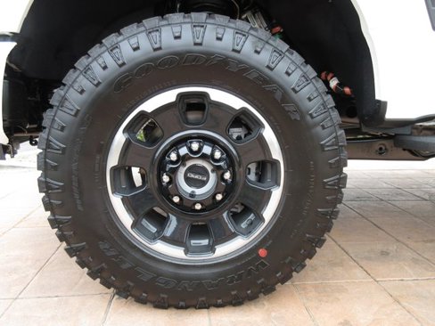 New 2025 Ford F250 Lariat image 8