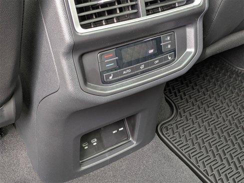 New 2025 Volkswagen Atlas SEL Premium R-Line image 25
