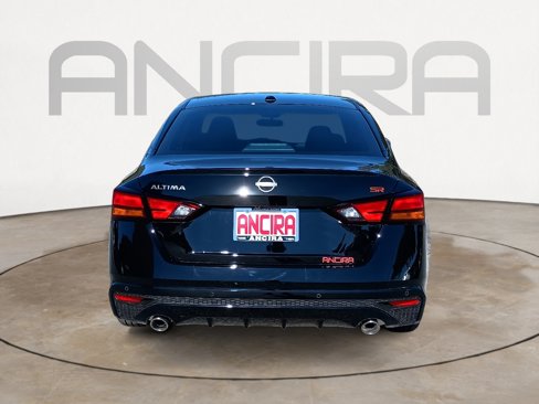 New 2025 Nissan Altima 2.5 SR image 9