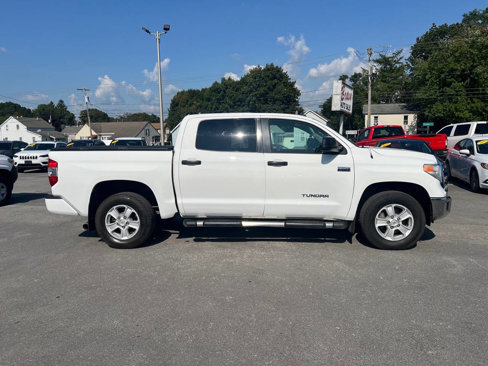 Used 2017 Toyota Tundra SR5 image 6