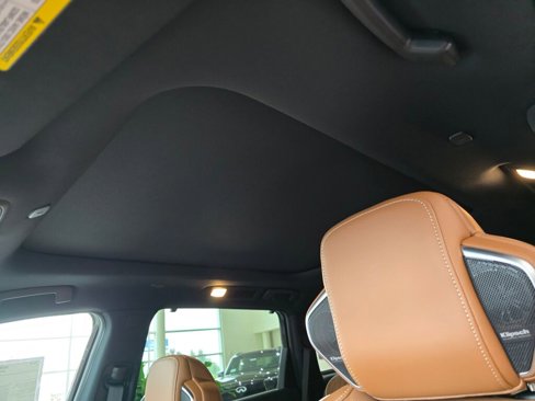 New 2026 INFINITI QX60 Autograph w/ Dark Cargo Package image 22