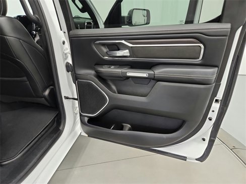 Used 2025 RAM 1500 Laramie image 41