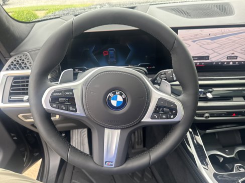 New 2026 BMW X7 xDrive40i w/ M Sport Package image 18