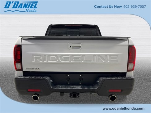 New 2026 Honda Ridgeline Black Edition image 4