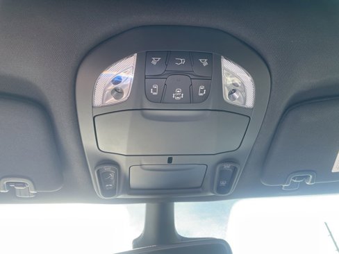 New 2026 Chrysler Pacifica Limited w/ Uconnect Theater Family Group image 23
