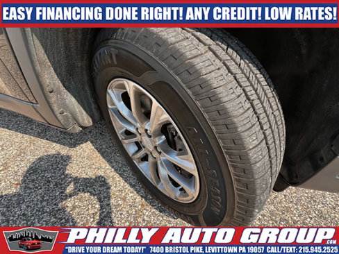 Used 2019 Jeep Cherokee Latitude Plus image 35