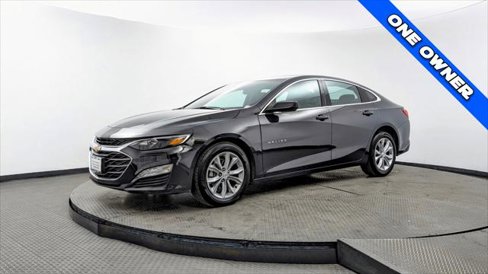 Used 2025 Chevrolet Malibu LT image 2