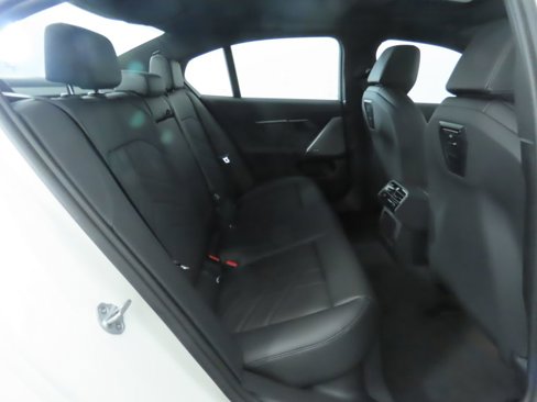 Used 2025 BMW 530i image 24
