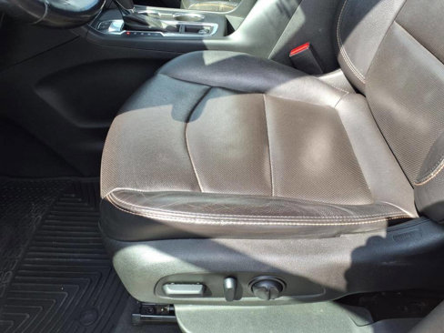 Used 2018 Chevrolet Equinox Premier image 15