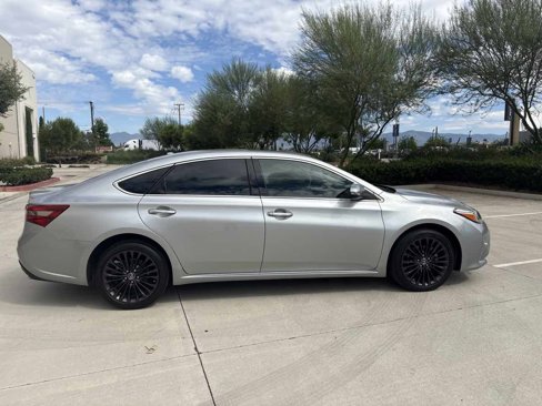 Used 2016 Toyota Avalon Touring image 6