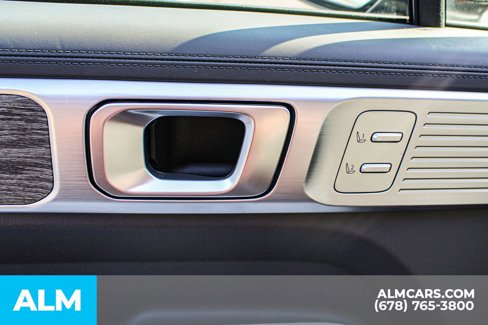 Used 2024 Hyundai Santa Fe Limited image 43