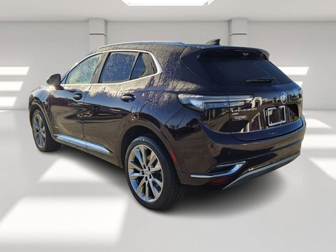 Used 2022 Buick Envision Avenir w/ Technology Package II image 3