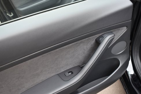 Used 2023 Tesla Model 3 Standard Range image 17