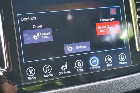 Used 2017 Chrysler Pacifica Touring-L image 24