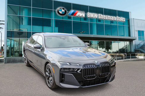 New 2026 BMW i7 eDrive50 w/ M Sport Package image 3