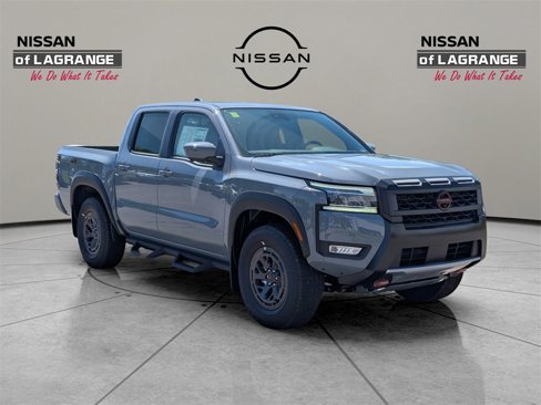 New 2025 Nissan Frontier PRO-4X w/ Pro Convenience Package image 3