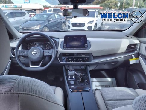 Used 2023 Nissan Rogue SV image 11