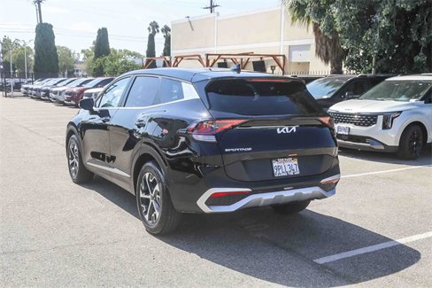 Certified 2025 Kia Sportage EX image 8